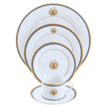  Charlotte Moss Ultra-White Stag Motif Ultra-White 5 piece Place Setting